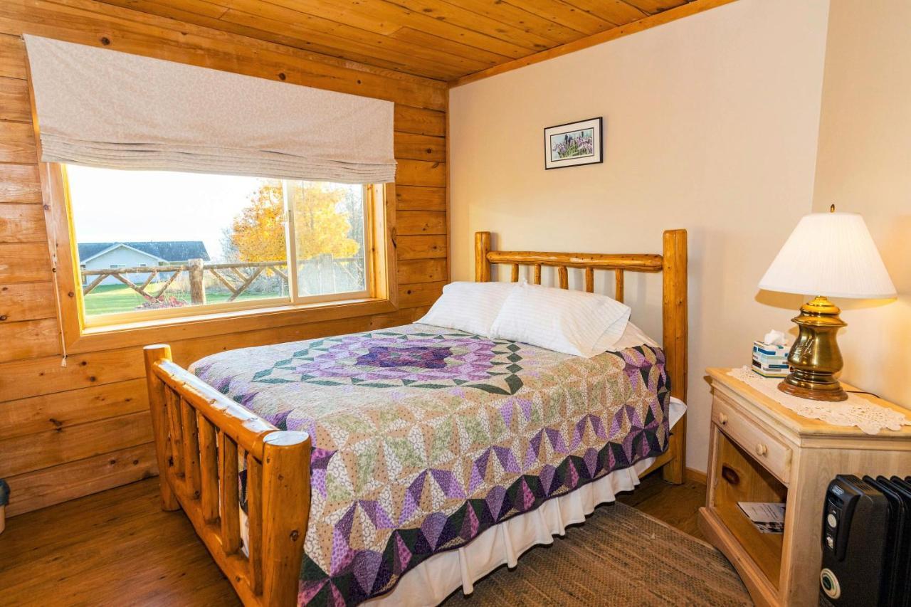 Juneberry Lodge Хомер Экстерьер фото